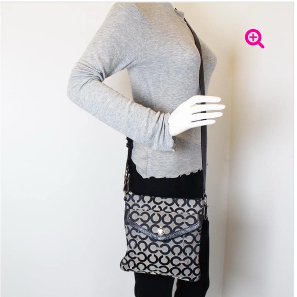 COACH #43726 Signature Crossbody bag - Picture 5 of 9